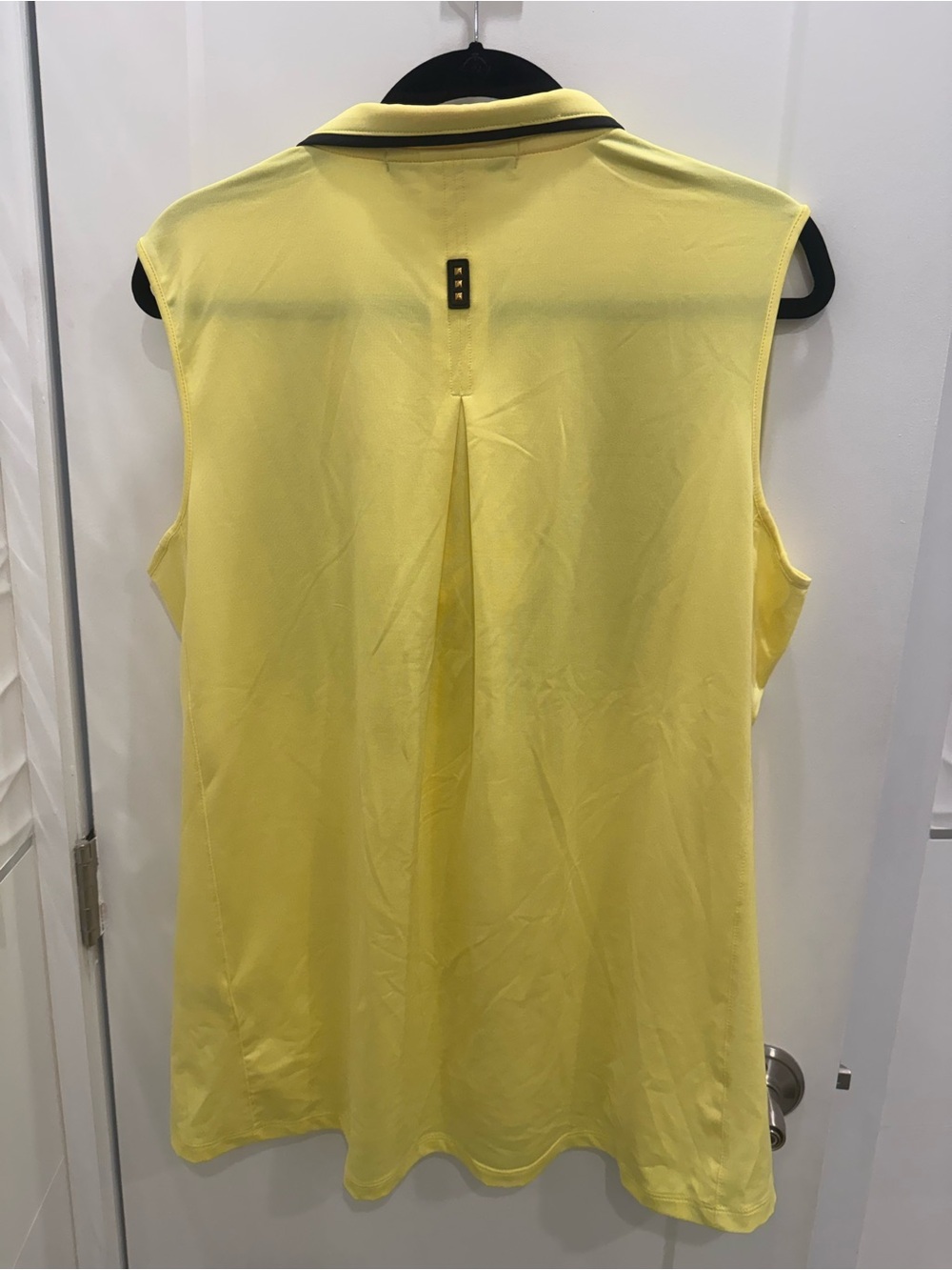 jamie sadock Yellow Sleeveless Golf Top with Brown Chest Panel - Picture 5 of 6